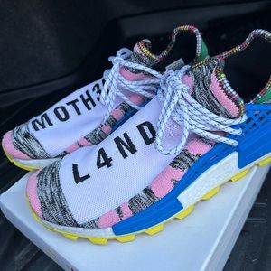 Pharrell x Adidas Motherland Sneaker